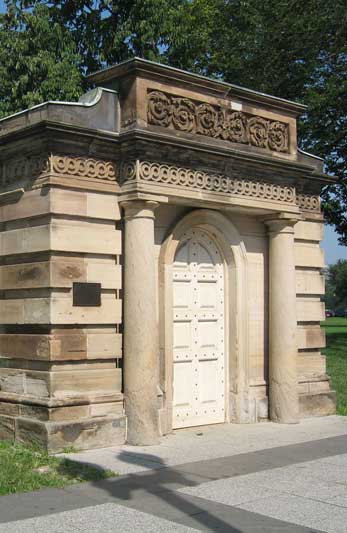 Bulfinch-Gatehouse