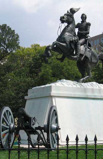 Andrew-Jackson-Statue