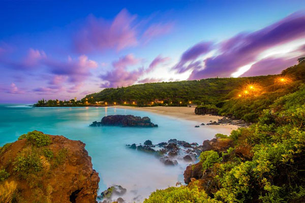 Honolulu Waimea Bay aerial view